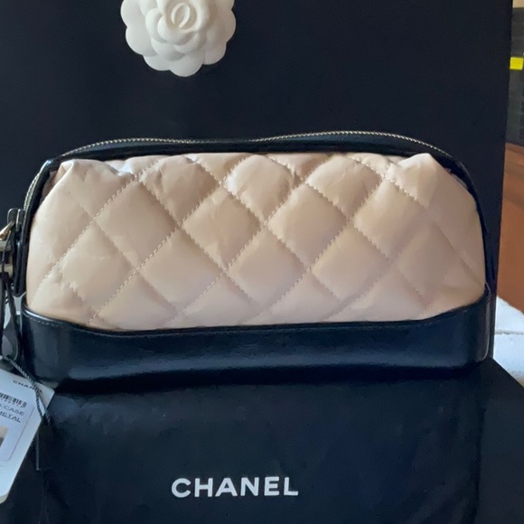 🌹 CHANEL O - CASE 🌹NWT 🌹 - Picture 10 of 16
